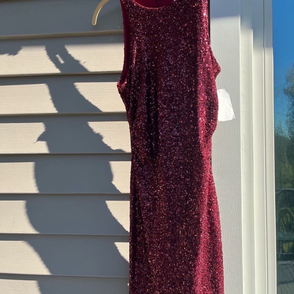 Glamorous Burgundy Sequin Dress scoop neck. Zipper in back.